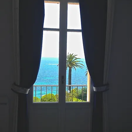 Eden Sea * Cannes
