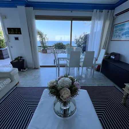 Holiday home Eden Sea *